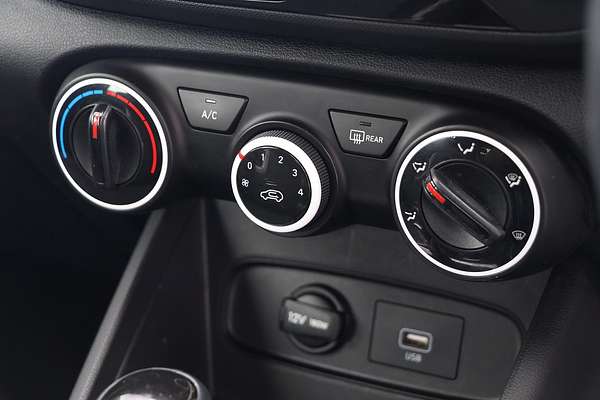 2021 Hyundai Venue Active QX.V3