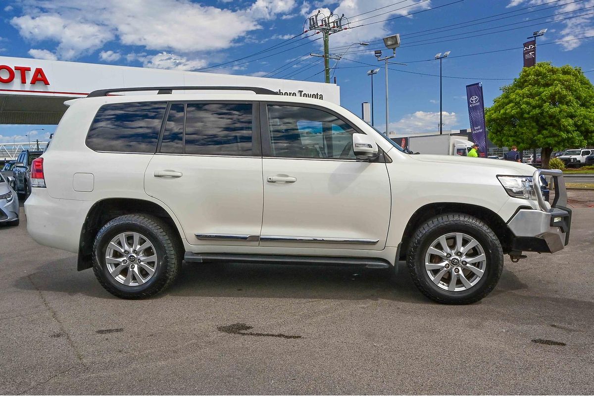 2019 Toyota Landcruiser Sahara VDJ200R