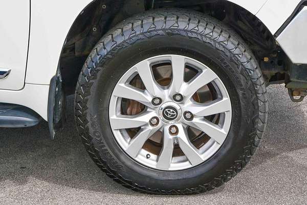 2019 Toyota Landcruiser Sahara VDJ200R