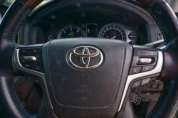 2019 Toyota Landcruiser Sahara VDJ200R