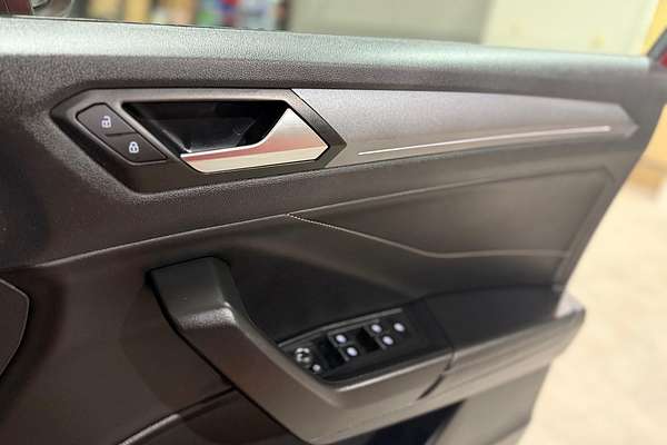 2023 Volkswagen T-Roc 110TSI Style D11