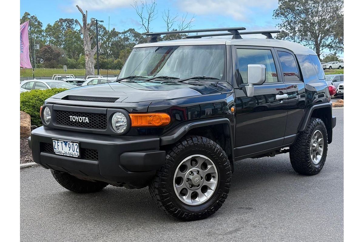 2012 Toyota FJ Cruiser GSJ15R