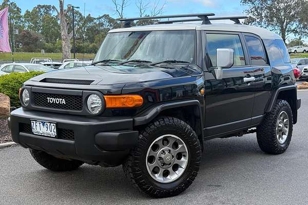 2012 Toyota FJ Cruiser GSJ15R