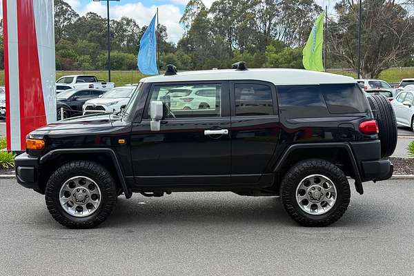 2012 Toyota FJ Cruiser GSJ15R