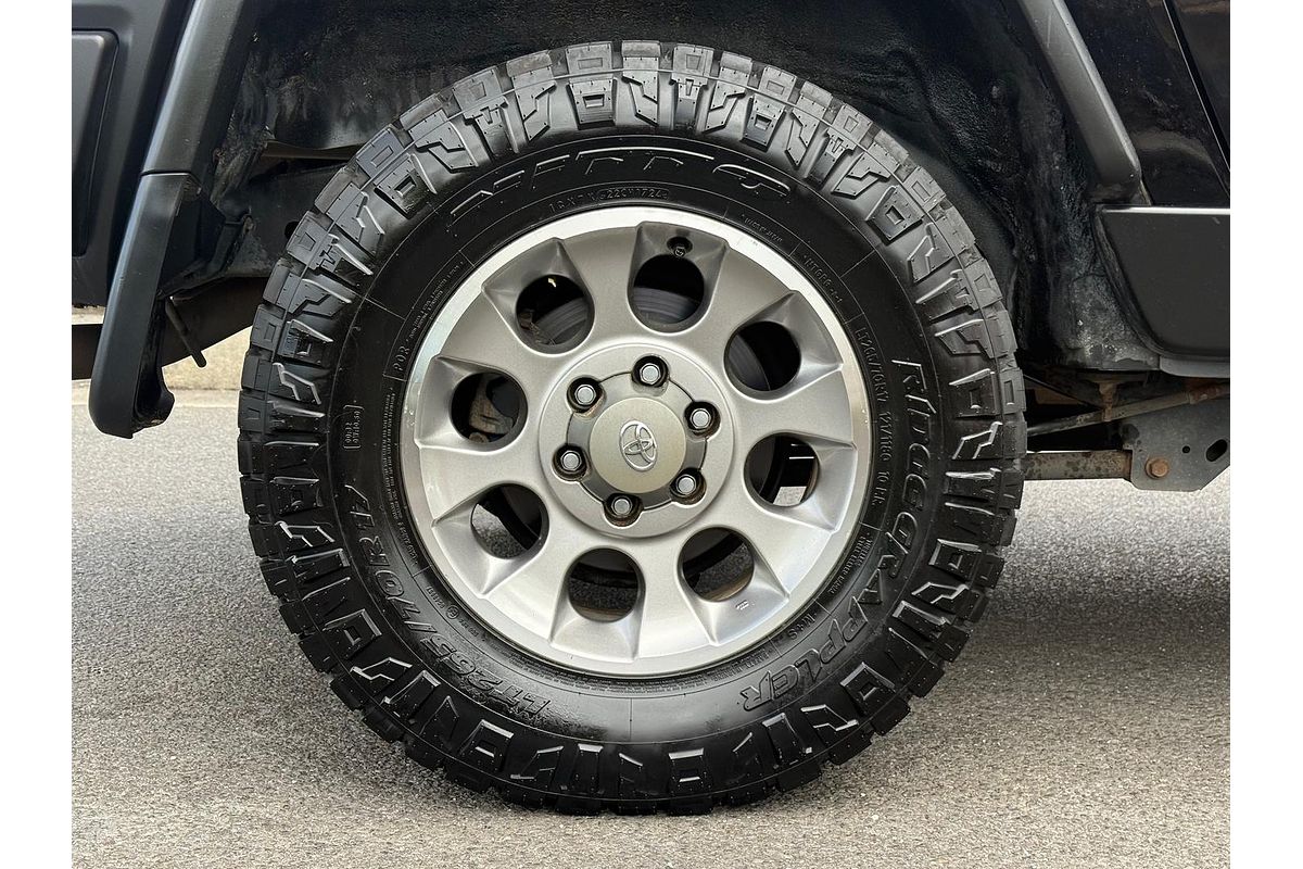 2012 Toyota FJ Cruiser GSJ15R