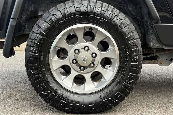 2012 Toyota FJ Cruiser GSJ15R