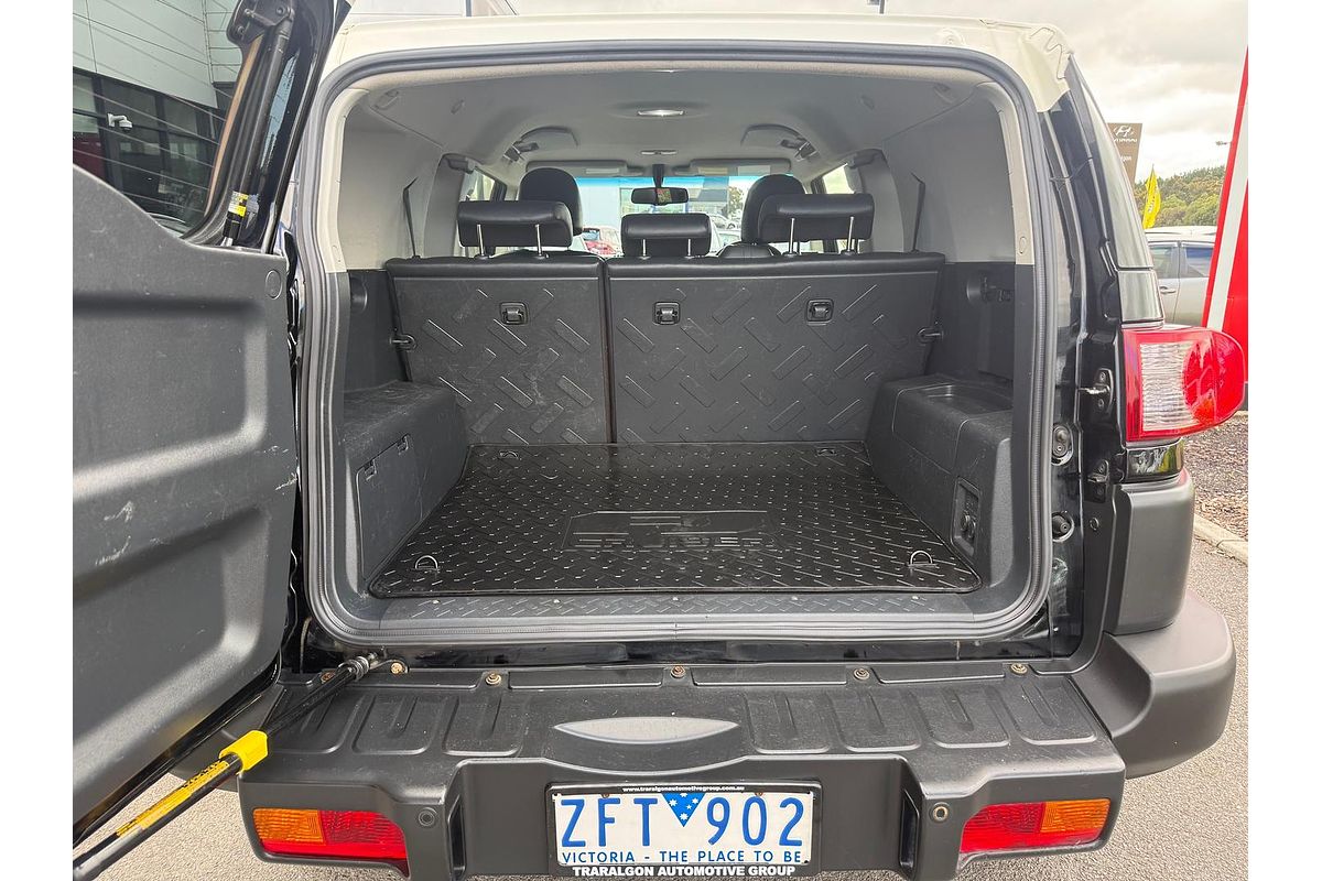 2012 Toyota FJ Cruiser GSJ15R