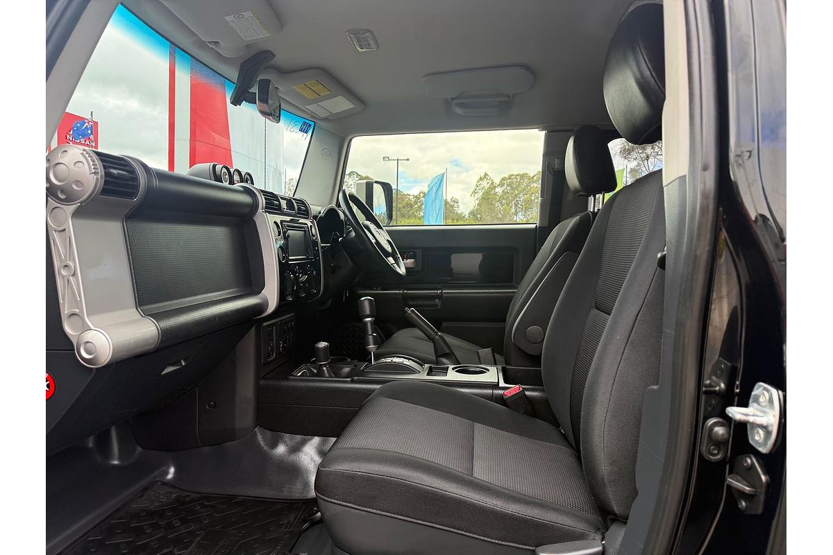 2012 Toyota FJ Cruiser GSJ15R