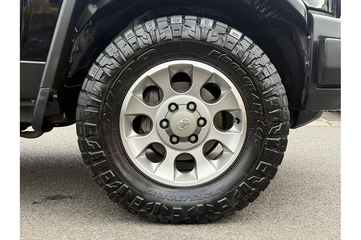 2012 Toyota FJ Cruiser GSJ15R