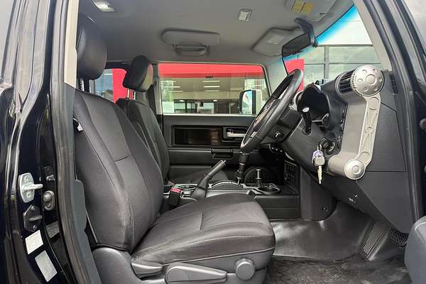 2012 Toyota FJ Cruiser GSJ15R