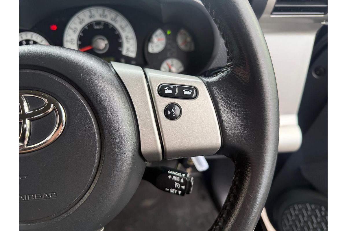 2012 Toyota FJ Cruiser GSJ15R