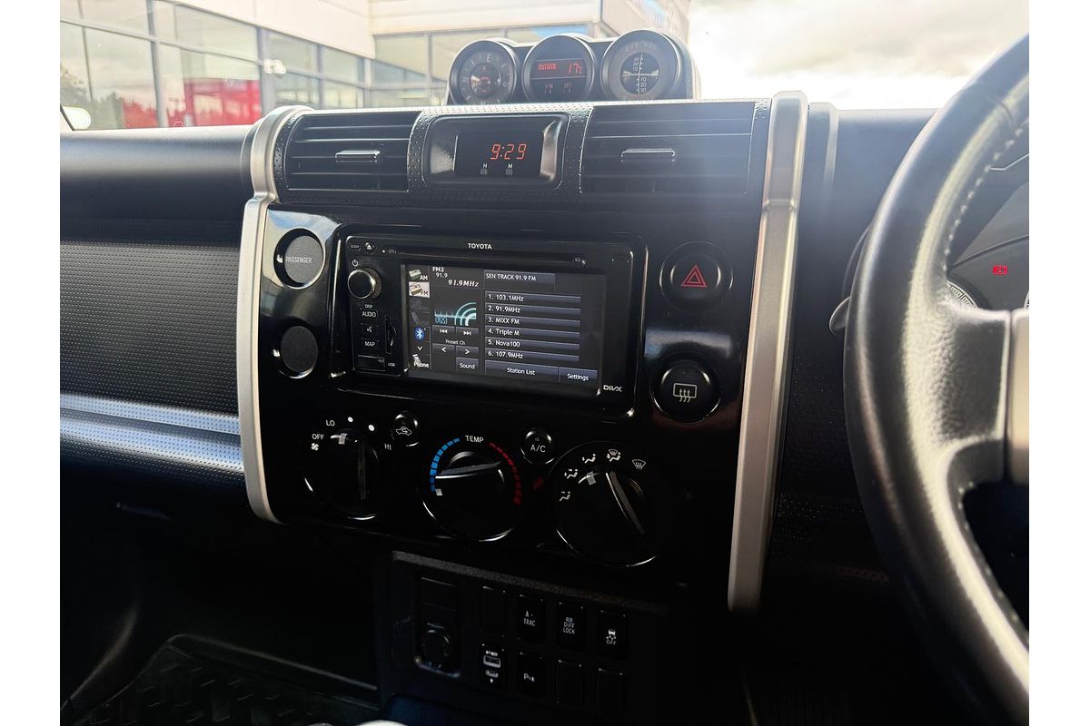 2012 Toyota FJ Cruiser GSJ15R