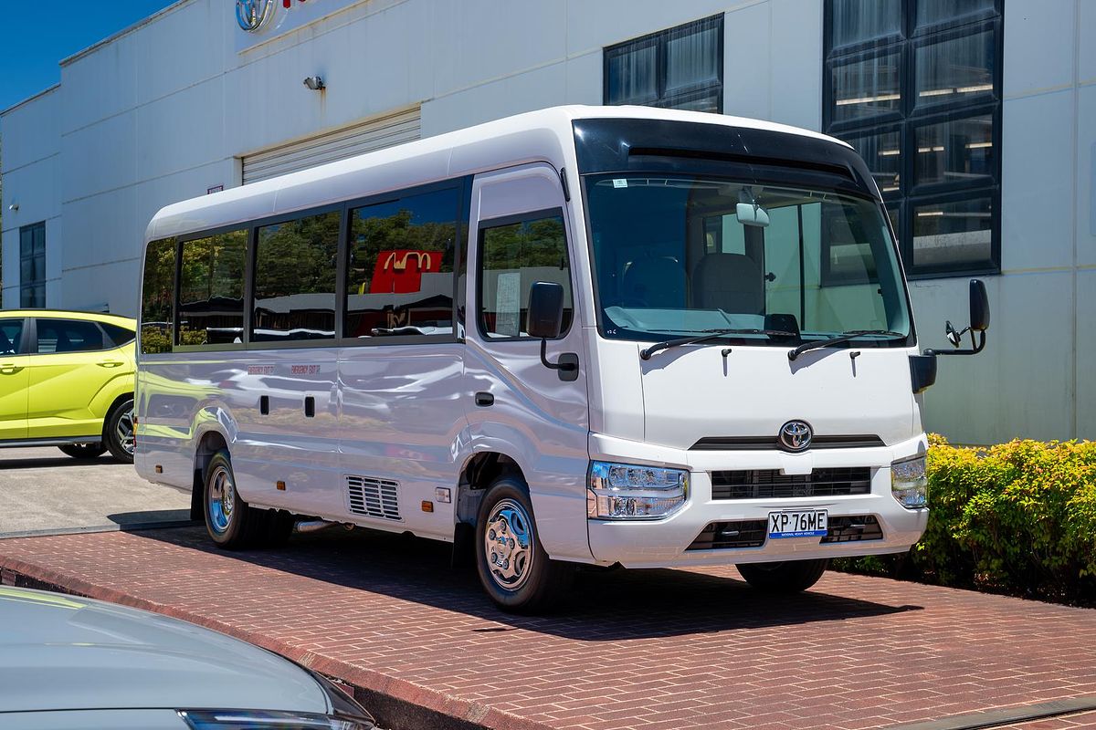 2025 Toyota Coaster GDB70R