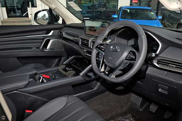 2025 LDV D90 Executive SV9A