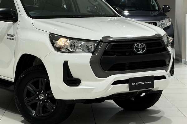 2022 Toyota Hilux SR GUN126R