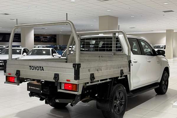 2022 Toyota Hilux SR GUN126R