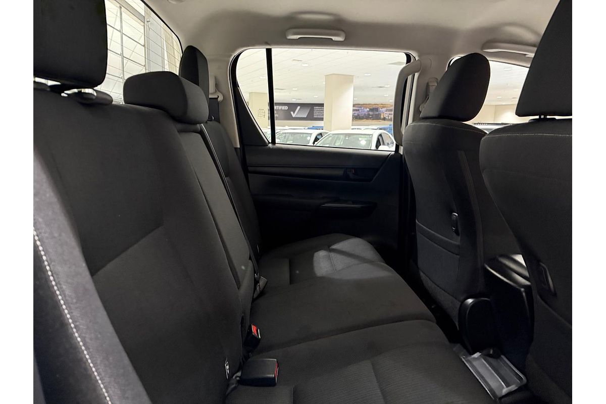 2022 Toyota Hilux SR GUN126R