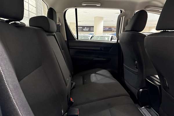 2022 Toyota Hilux SR GUN126R