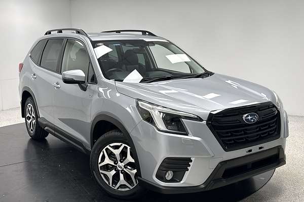 2023 Subaru Forester 2.5i 50 Years Edition S5