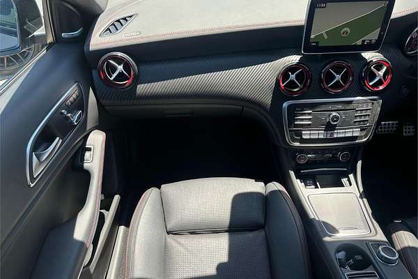 2016 Mercedes-Benz 250 SPORT 4MATIC 176 MY16