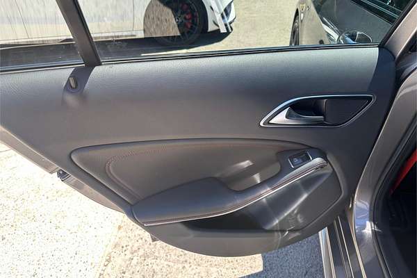 2016 Mercedes-Benz 250 SPORT 4MATIC 176 MY16