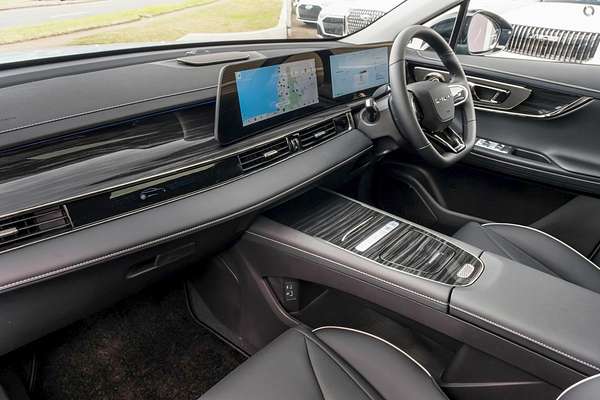 2025 Chery E5 Ultimate