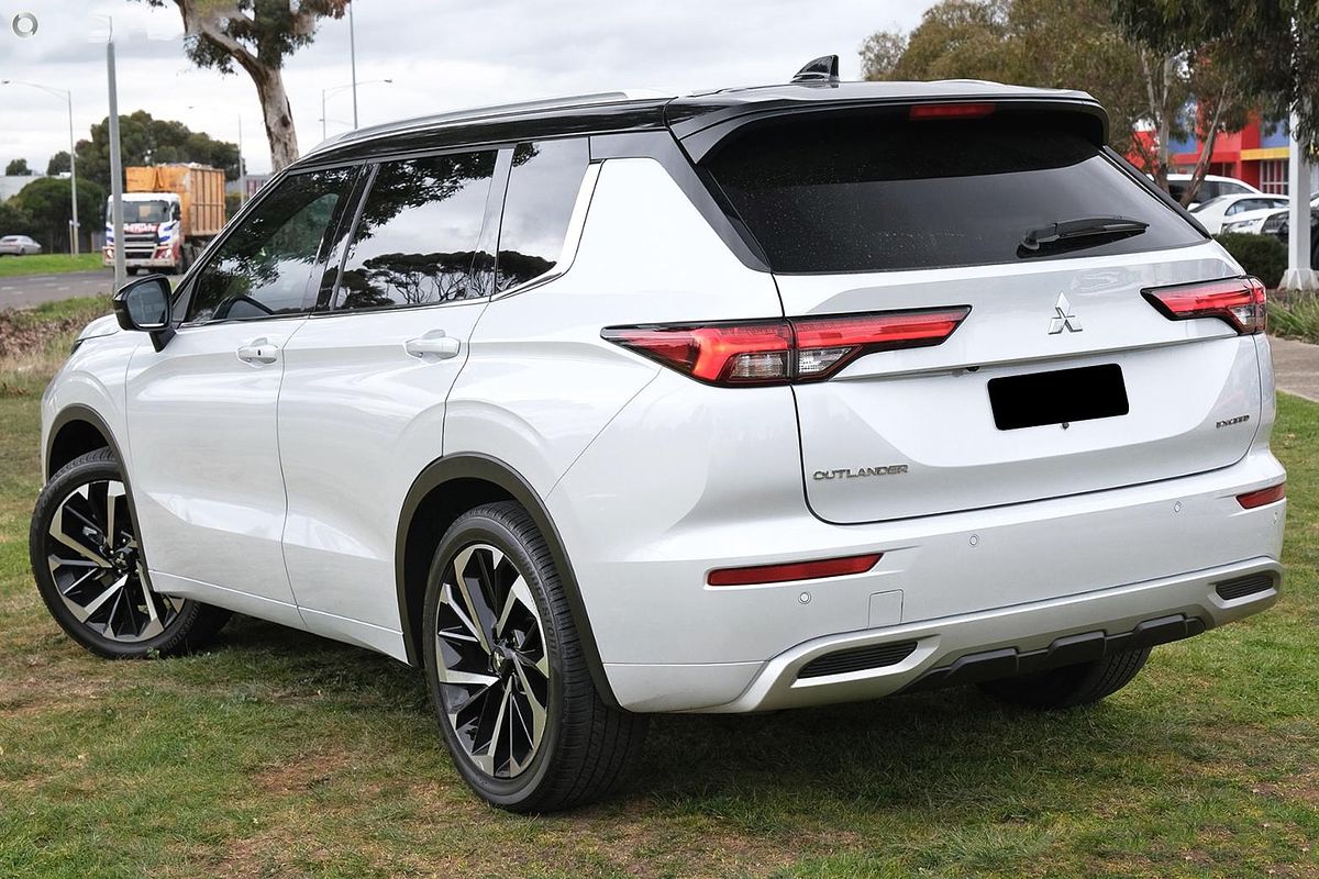 2022 Mitsubishi Outlander Exceed Tourer ZM