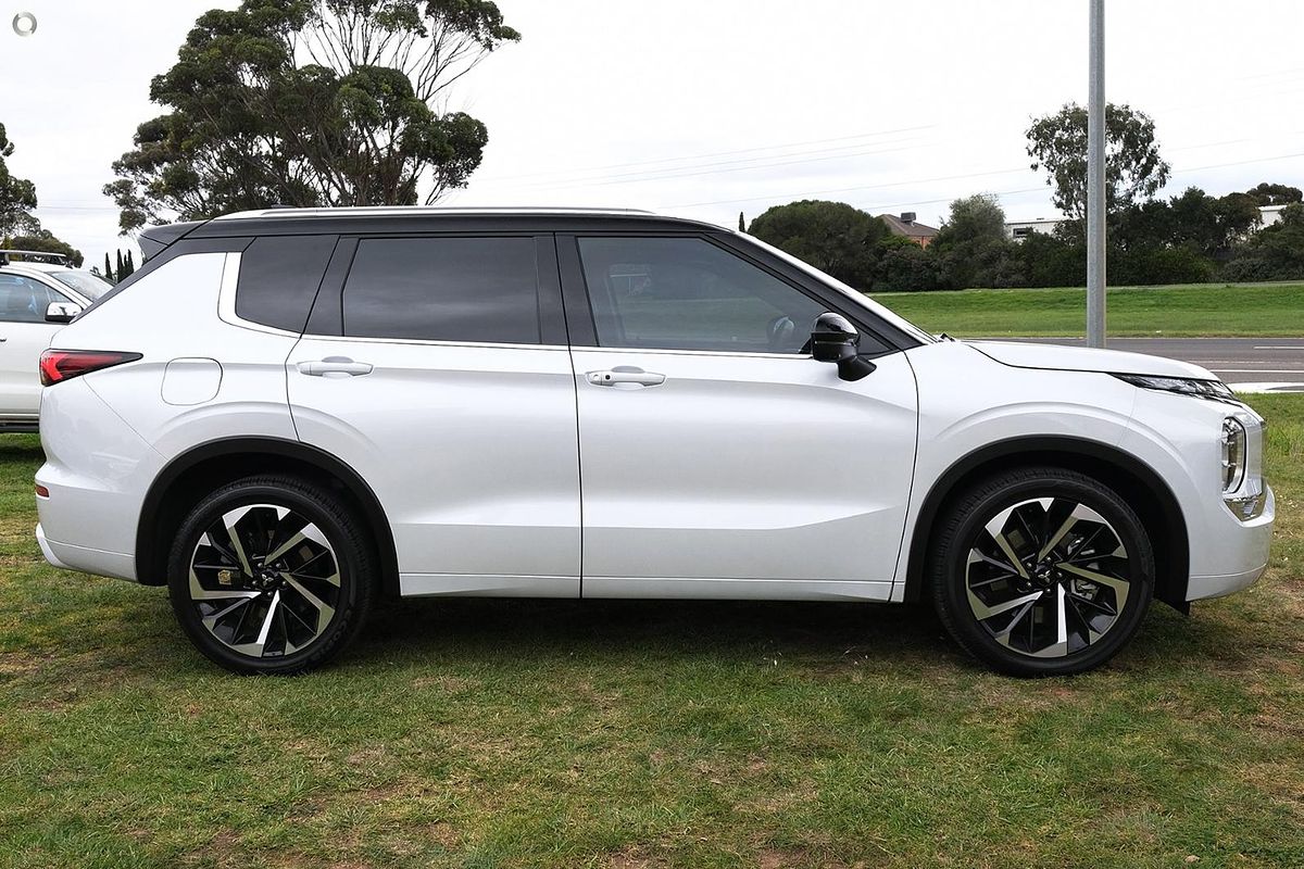 2022 Mitsubishi Outlander Exceed Tourer ZM