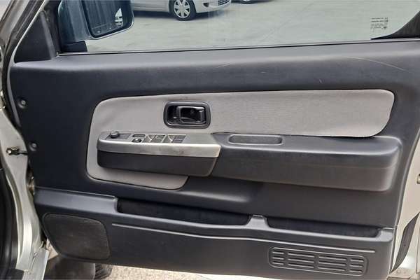 2014 Nissan Navara ST-R (4x4) D22 SERIES 5 4X4