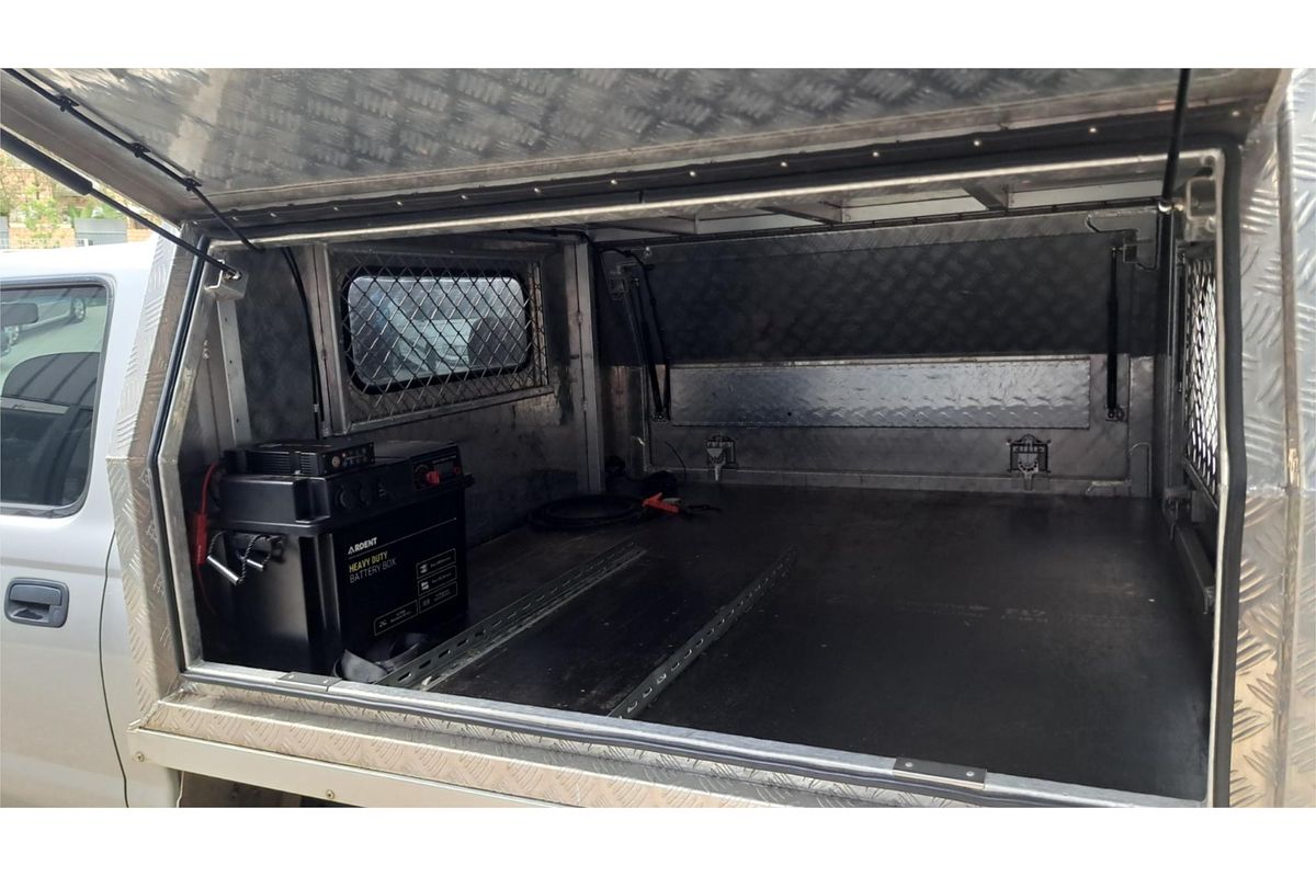 2014 Nissan Navara ST-R (4x4) D22 SERIES 5 4X4