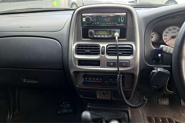 2014 Nissan Navara ST-R (4x4) D22 SERIES 5 4X4