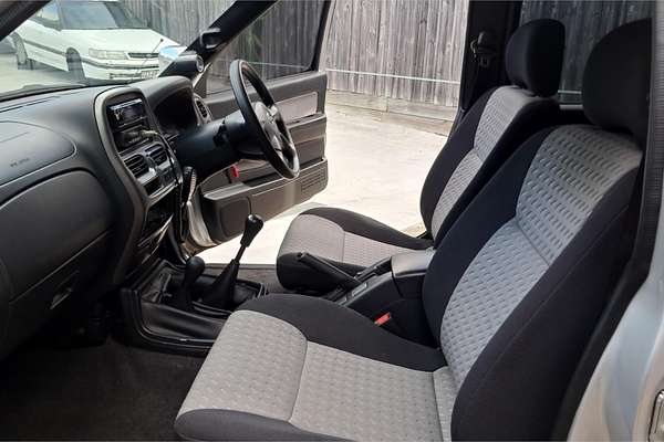 2014 Nissan Navara ST-R (4x4) D22 SERIES 5 4X4