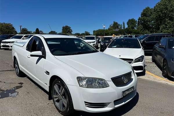 2013 Holden Ute  VF REAR WHEEL DRIVE