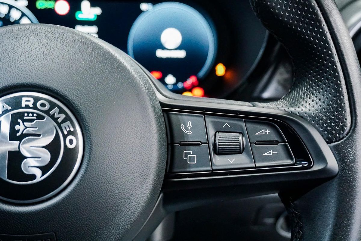 2023 Alfa Romeo Tonale Ti