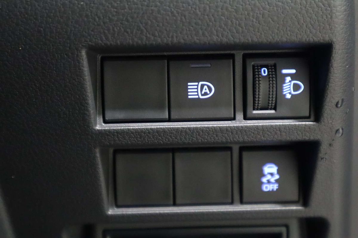 2024 Toyota Landcruiser GXL FJA300R