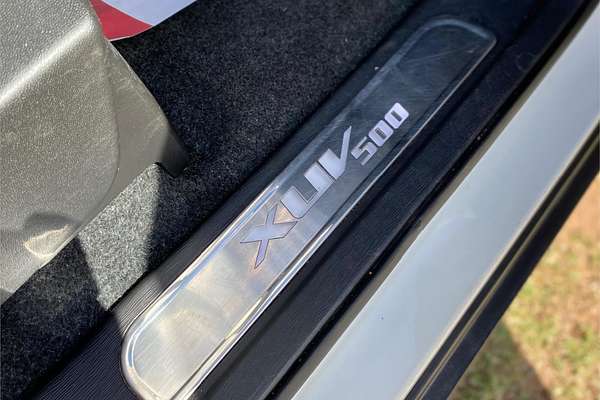 2021 Mahindra XUV 500