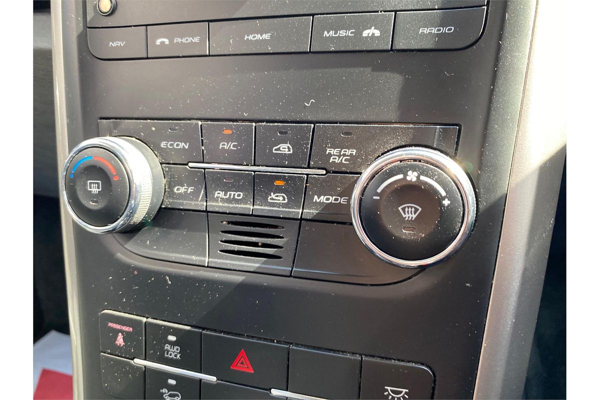 2021 Mahindra XUV 500