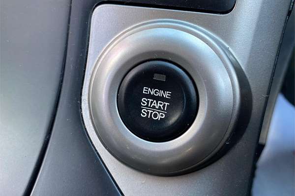 2021 Mahindra XUV 500