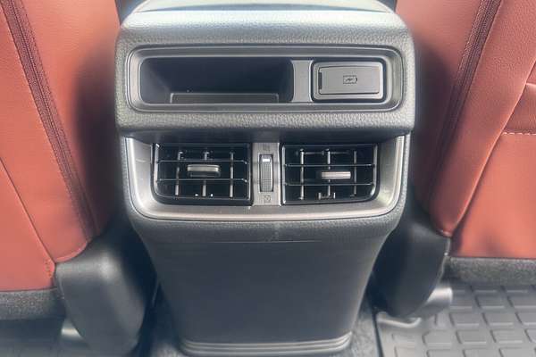 2025 Mazda BT-50 SP TF 4X4