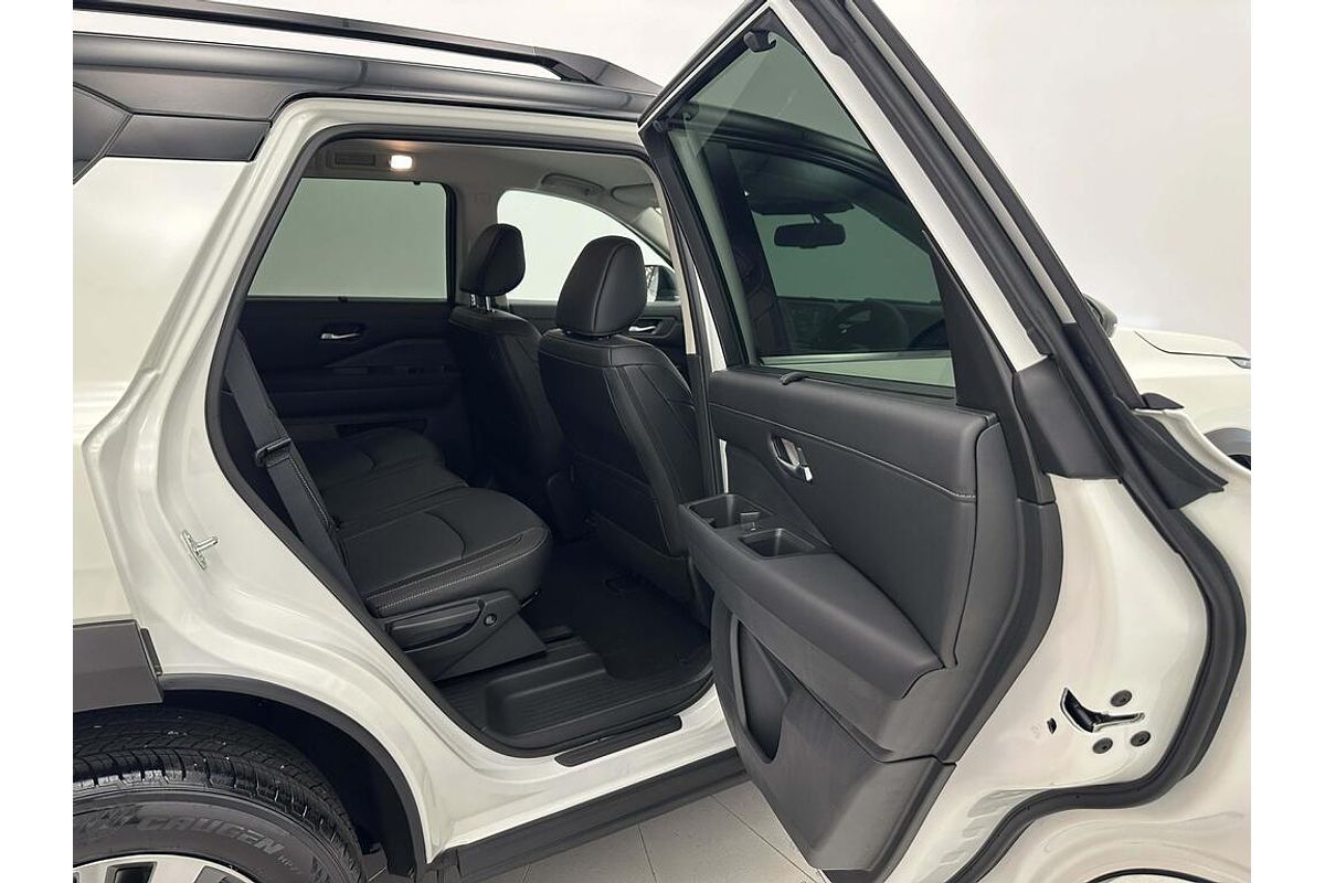 2024 Nissan Pathfinder Ti R53