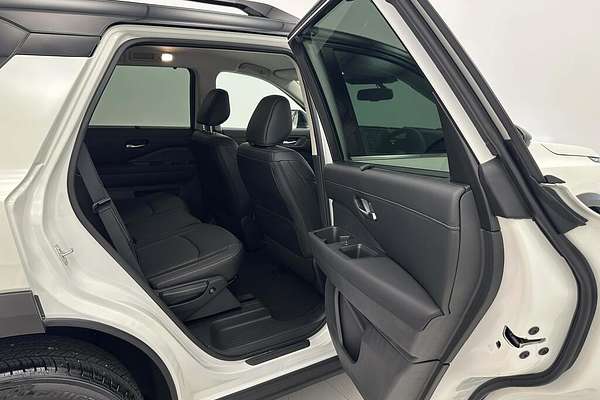 2024 Nissan Pathfinder Ti R53