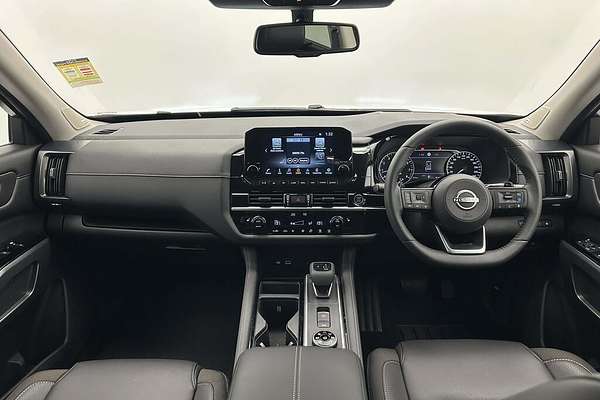 2024 Nissan Pathfinder Ti R53