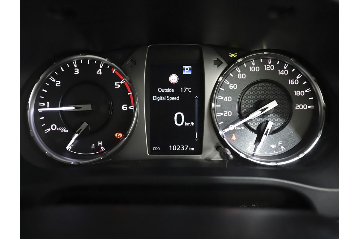 2024 Toyota Hilux SR5 48V GUN126R 4X4