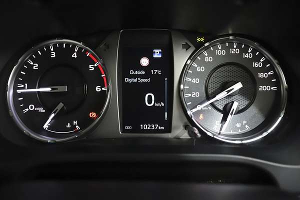 2024 Toyota Hilux SR5 48V GUN126R 4X4