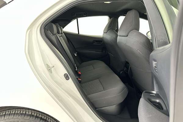 2022 Toyota Corolla Ascent Sport Hybrid ZWE211R