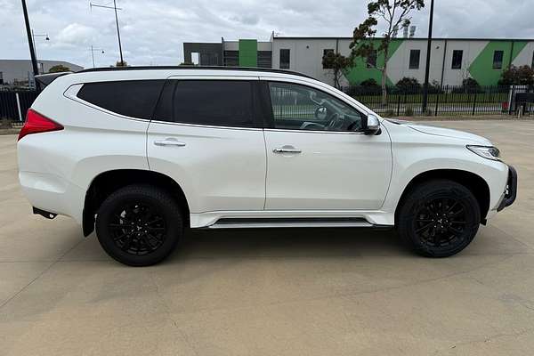 2019 Mitsubishi Pajero Sport Black Edition QE