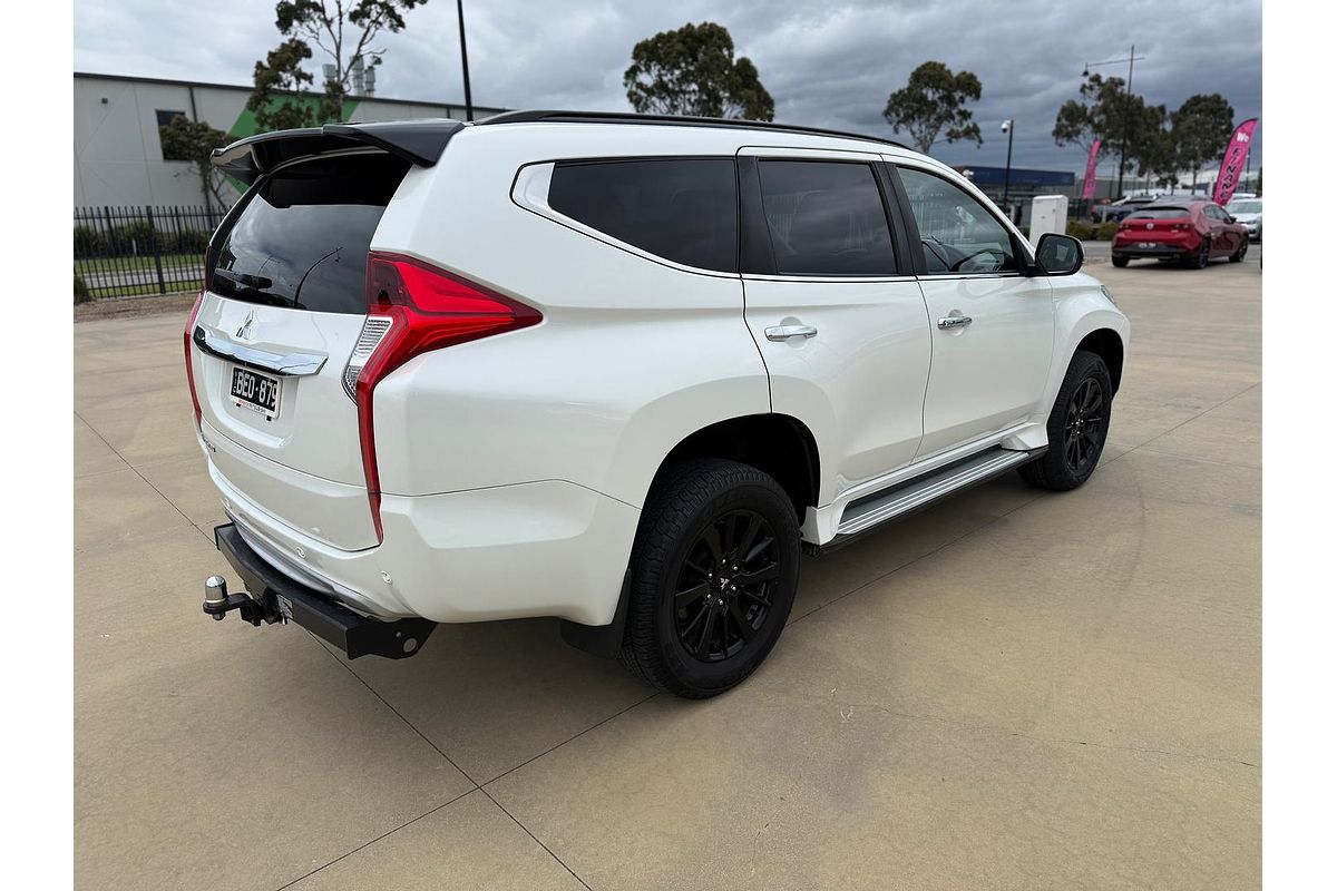 2019 Mitsubishi Pajero Sport Black Edition QE