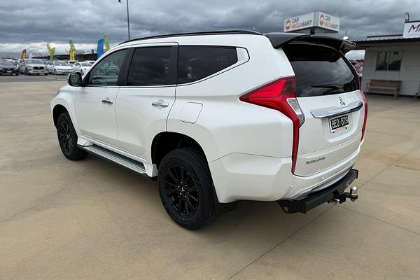 2019 Mitsubishi Pajero Sport Black Edition QE
