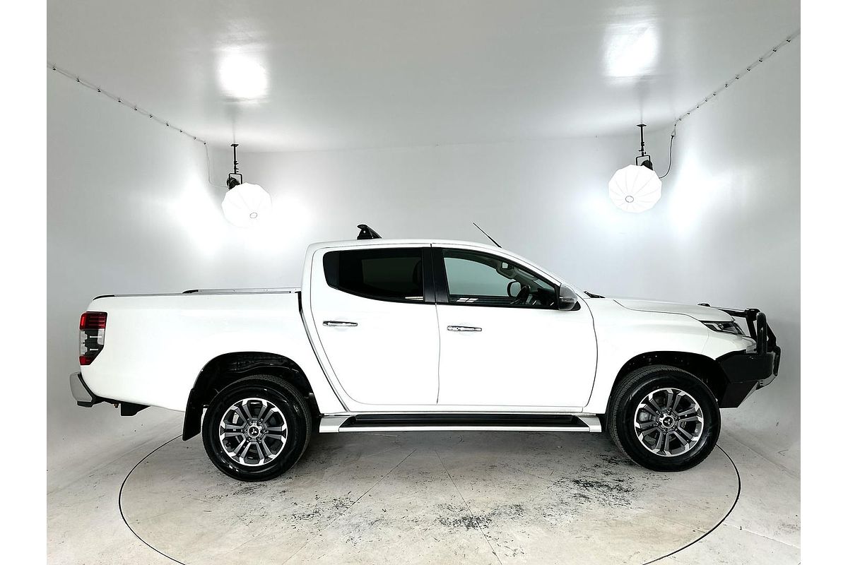 2022 Mitsubishi Triton GLS MR 4X4