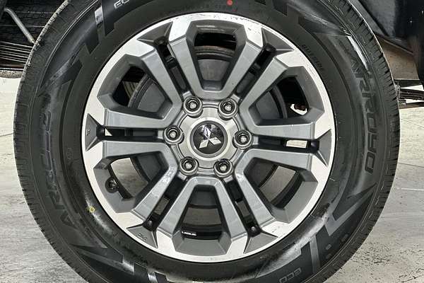 2022 Mitsubishi Triton GLS MR 4X4